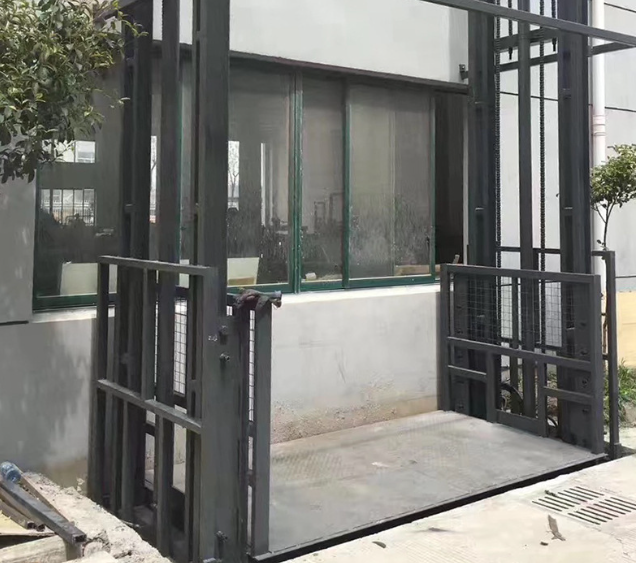 商丘导轨式施工升降机助力民生工程提速增效